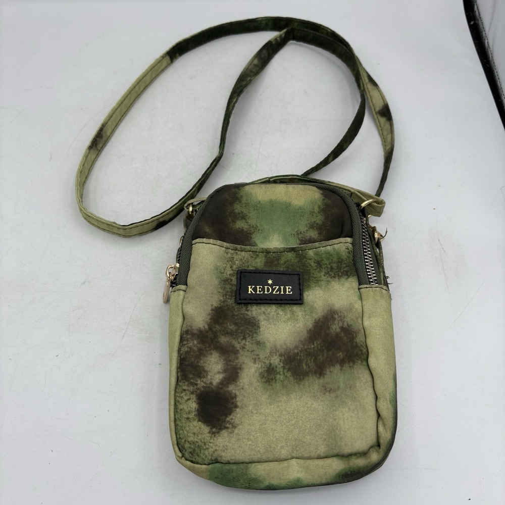Kedzie‎ Bag Crosstown Crossbody Shoulder Sling Zip Green Tie Dye Hipster Adj